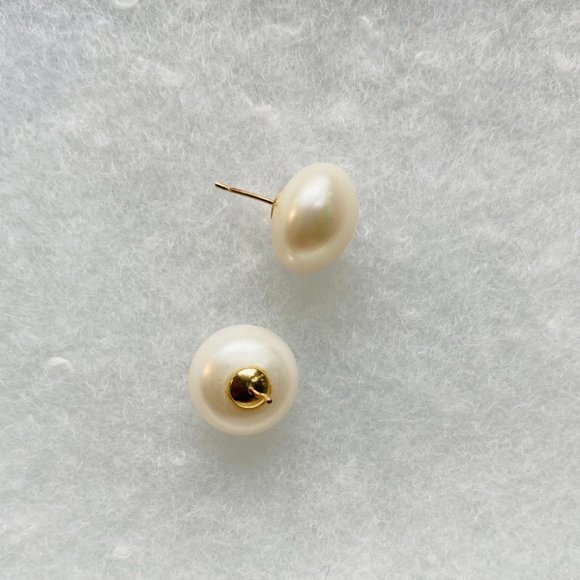 14k Gold Genuine Freshwater Pearl Stud Earrings, Large, Approx. 11.5 - 12 mm - Picture 3 of 8